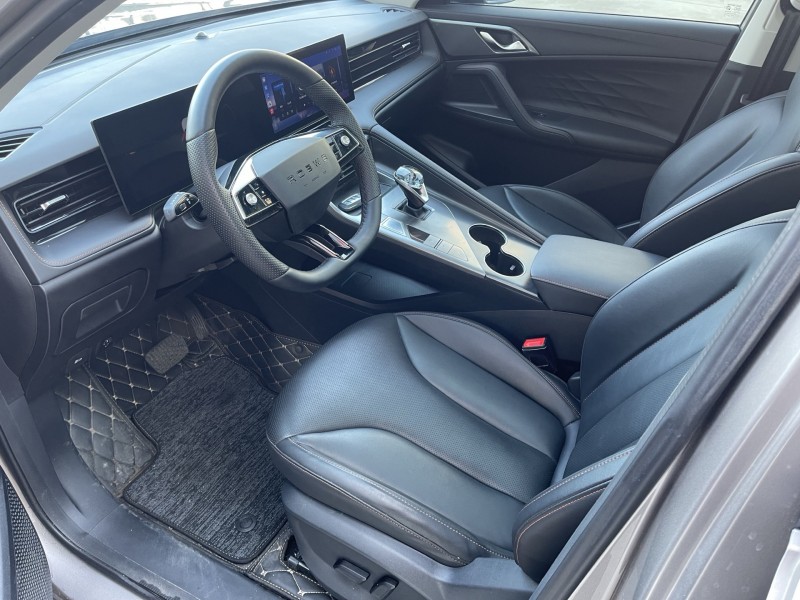 济宁24年荣威RX56