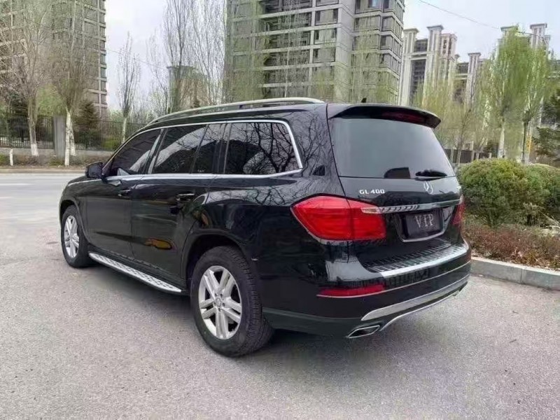 济南15年奔驰GL8