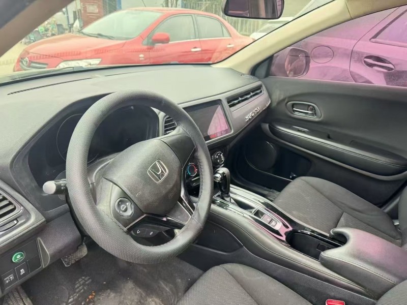 济南15年本田缤智5