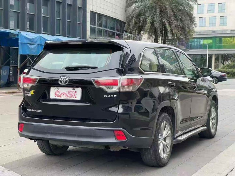 广州17年丰田汉兰达7