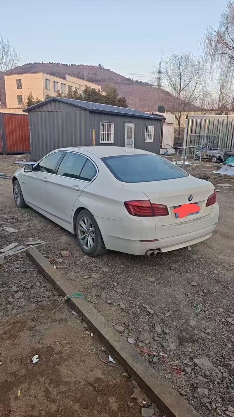 济南12年宝马5系4