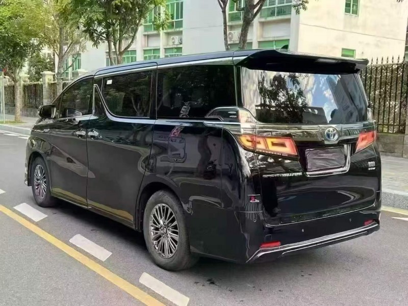 广州21年丰田威尔法7