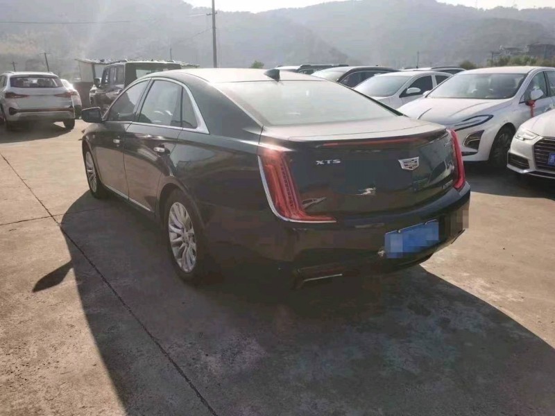台州18年凯迪拉克XTS7