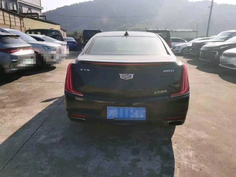 台州18年凯迪拉克XTS8