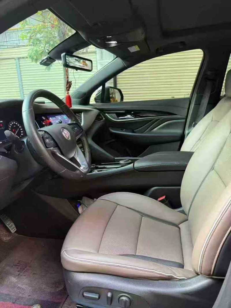 毕节21年别克昂科旗3