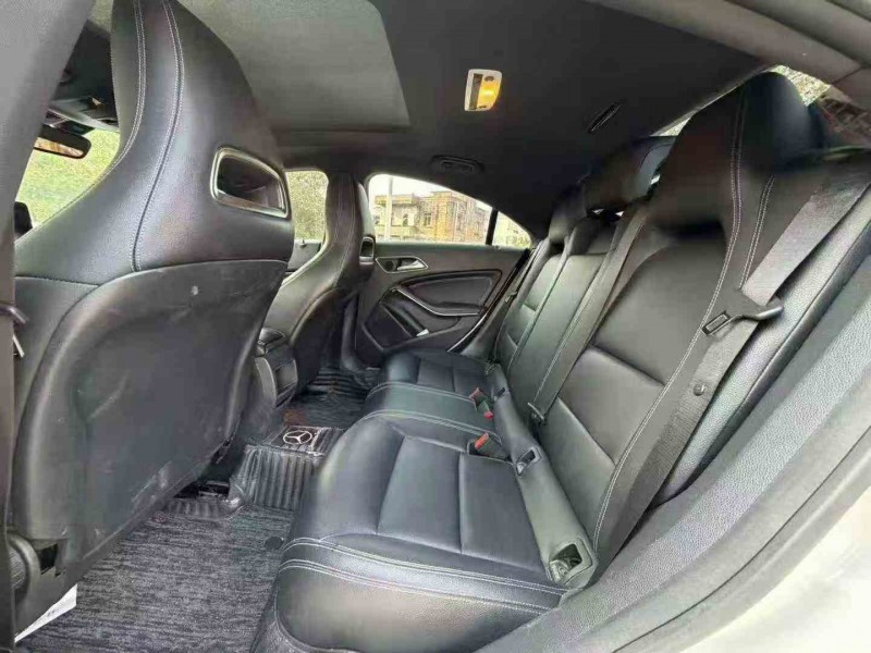 深圳19年奔驰CLA5