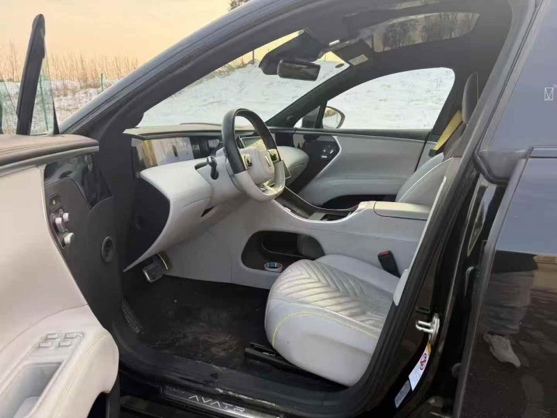 新乡24年阿维塔115