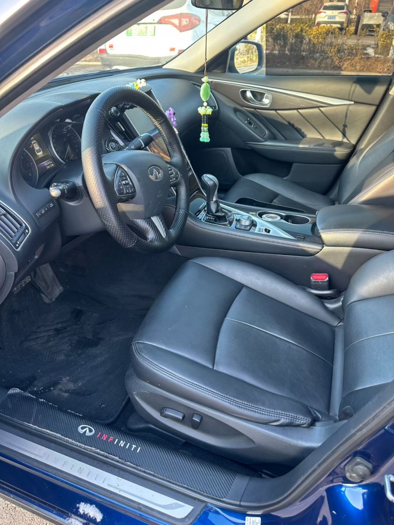 青岛16年英菲尼迪Q50L4
