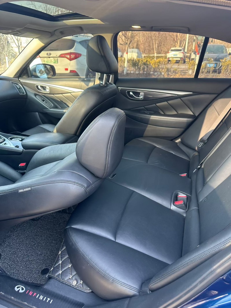 青岛16年英菲尼迪Q50L5
