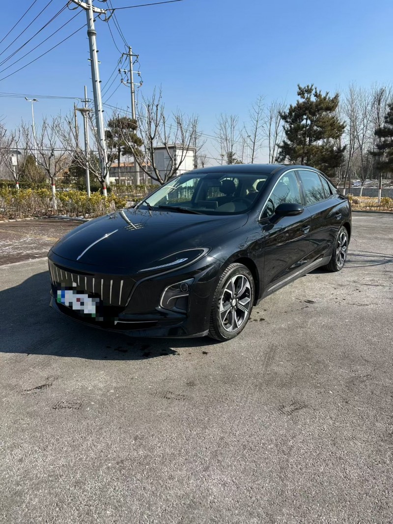 青岛23年红旗E-QM53