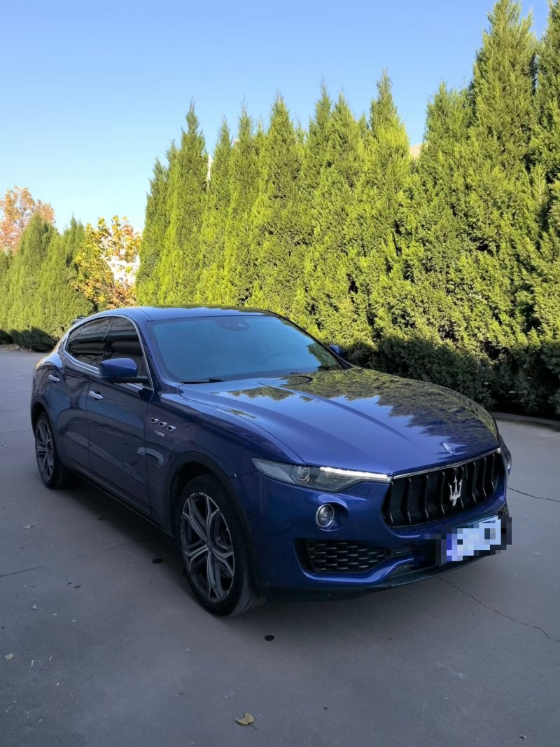 青島18年瑪莎拉蒂Levante2