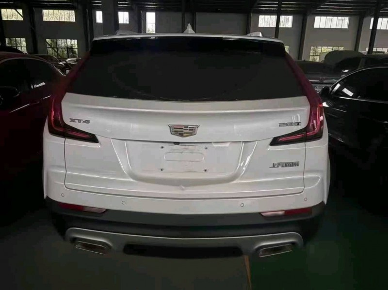 台州20年凯迪拉克XT44