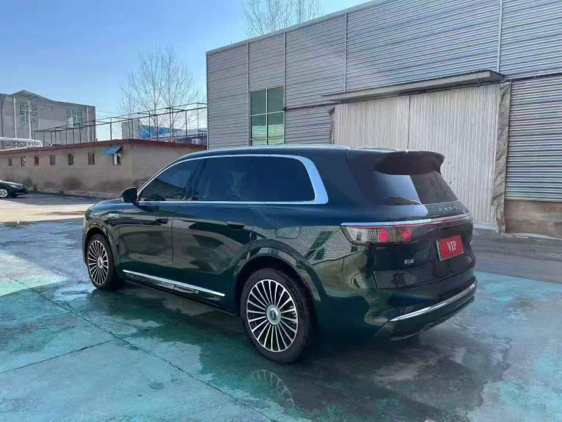 济宁25年华为智选问界8