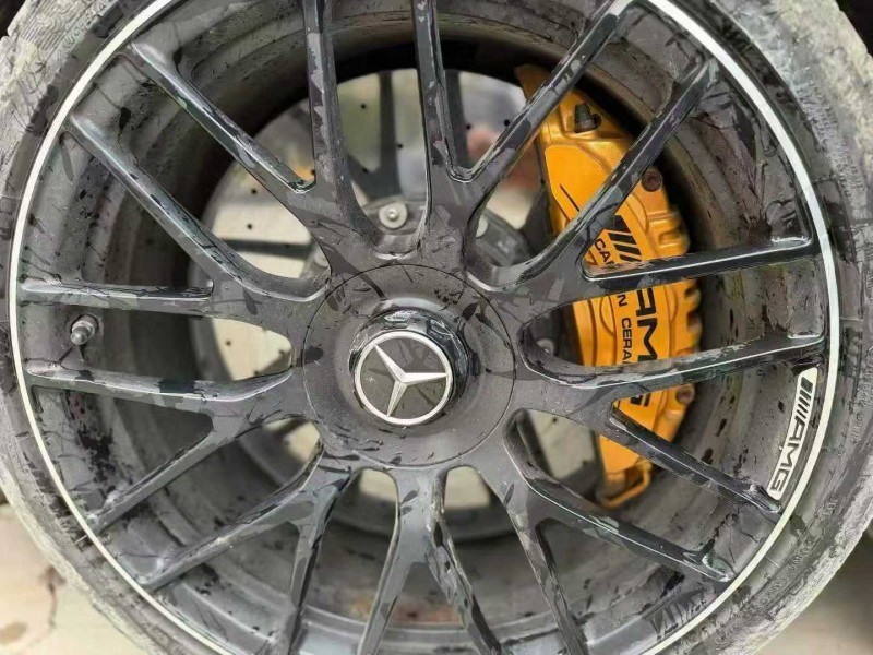 昆明17年奔驰AMG4