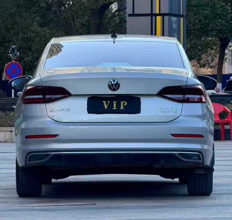 昆明21年大众朗逸3