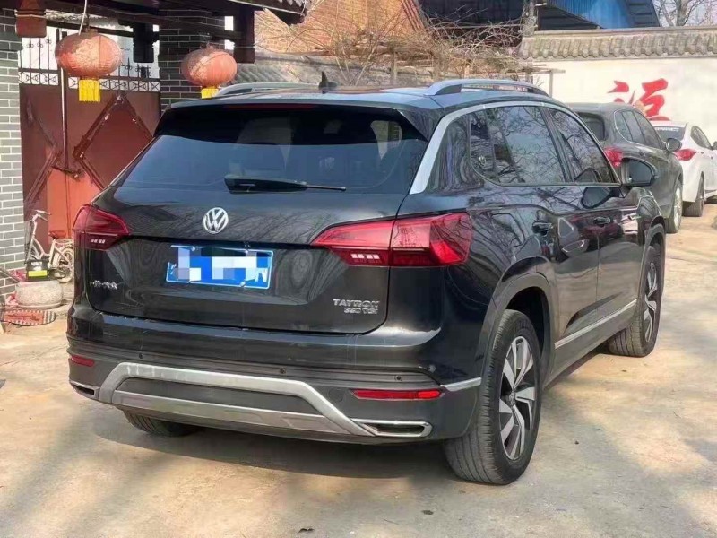 济宁20年大众探岳7