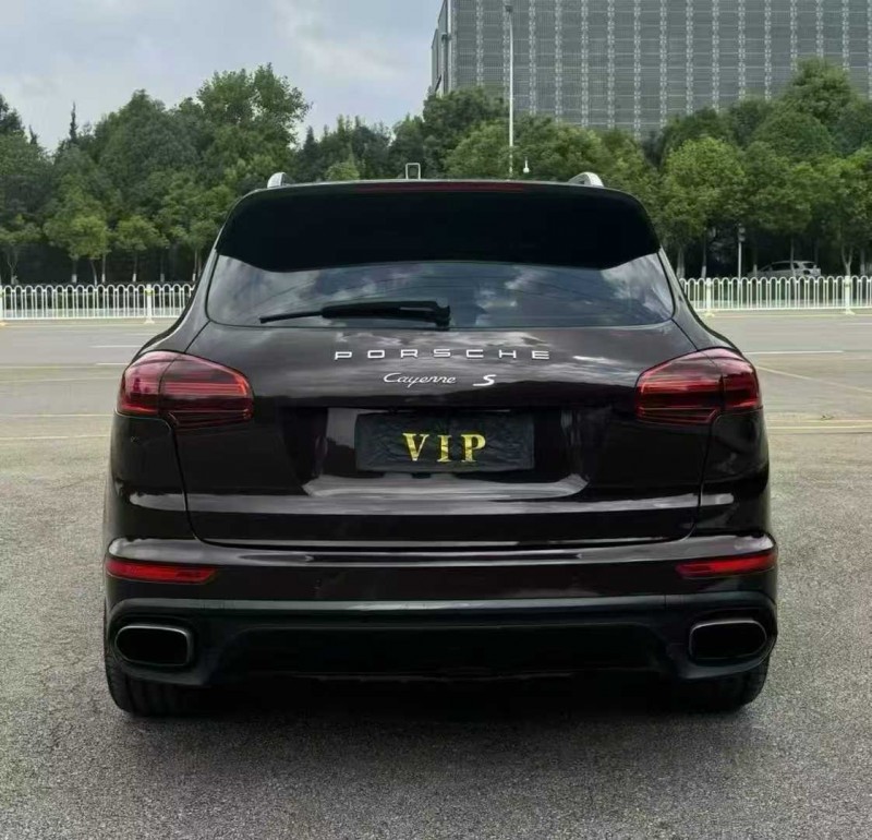 昆明16年保時捷卡宴3