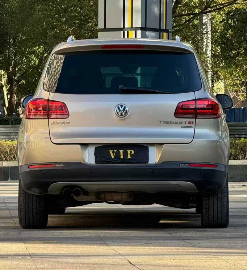 昆明13年大众途观3