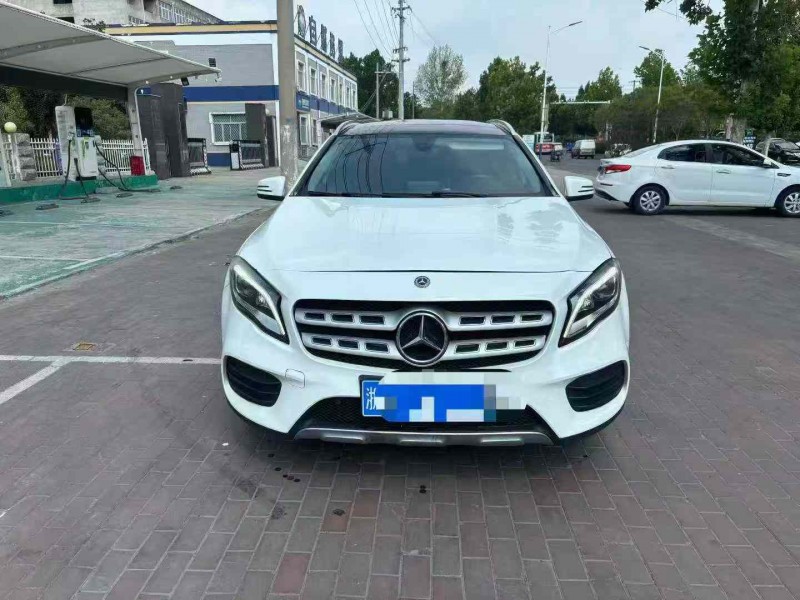 昆明20年奔驰GLA1