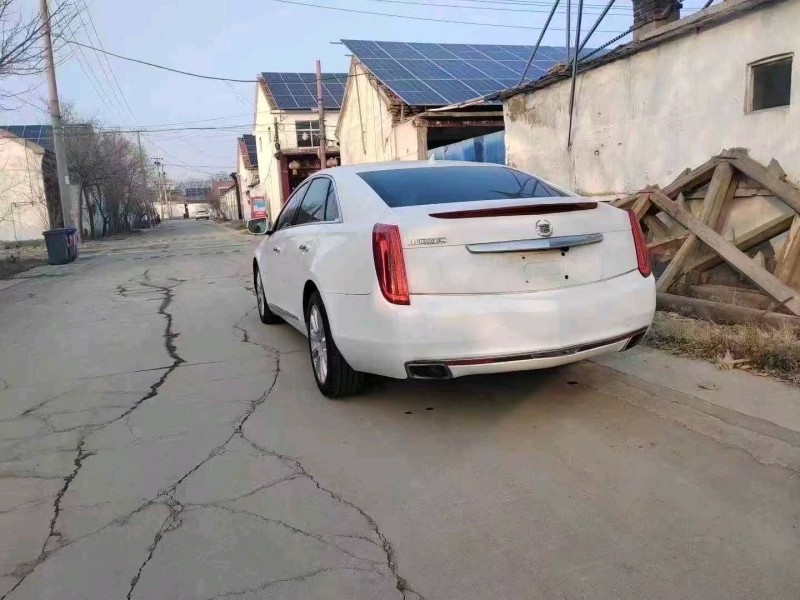 东营16年凯迪拉克XTS7