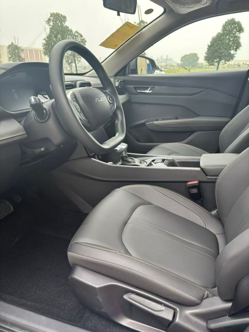 襄阳25年东风奕炫6