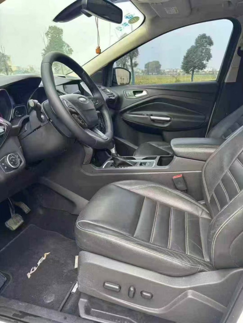 襄阳17年福特翼虎6