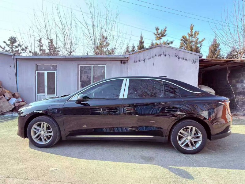 青島25年紅旗E-QM55