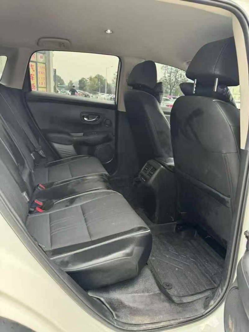 吉安23年本田HRV3