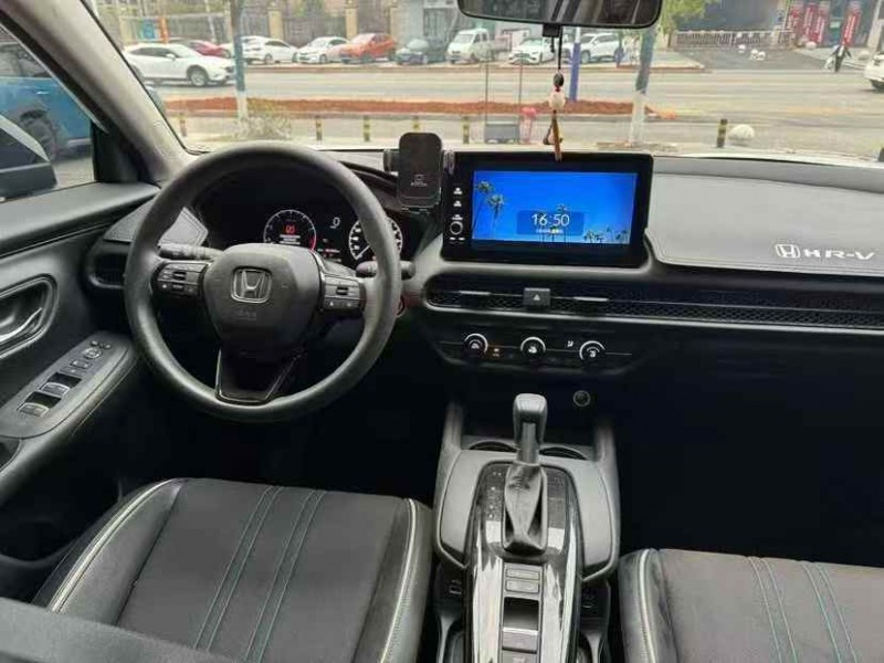 吉安23年本田HRV4