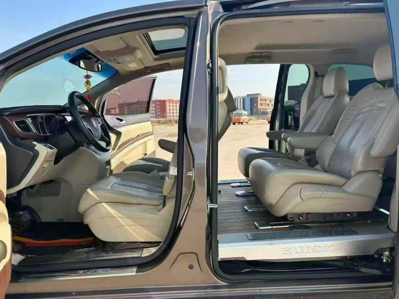 承德18年别克GL86