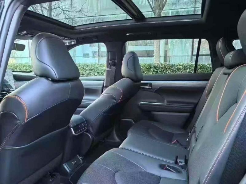 承德25年丰田皇冠7