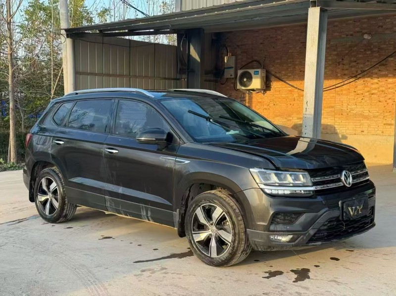 新乡20年大众探岳3