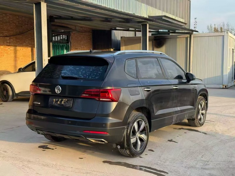 新乡20年大众探岳6