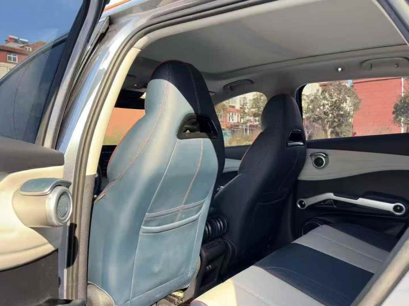 济宁23年比亚迪元4