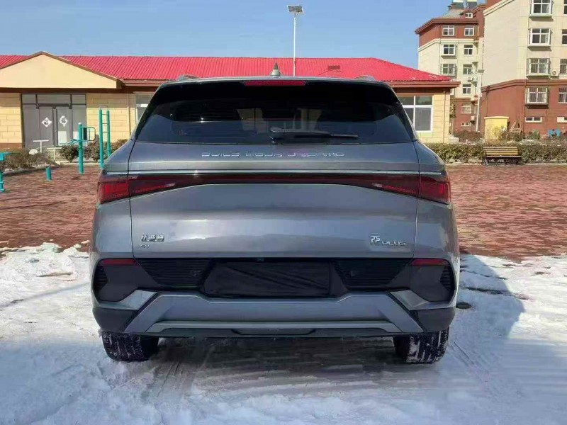 济宁23年比亚迪元9