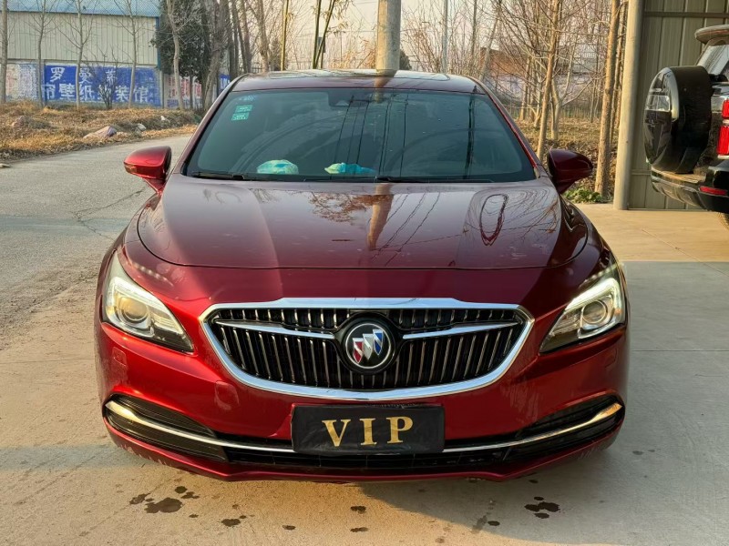 新乡17年别克君越1