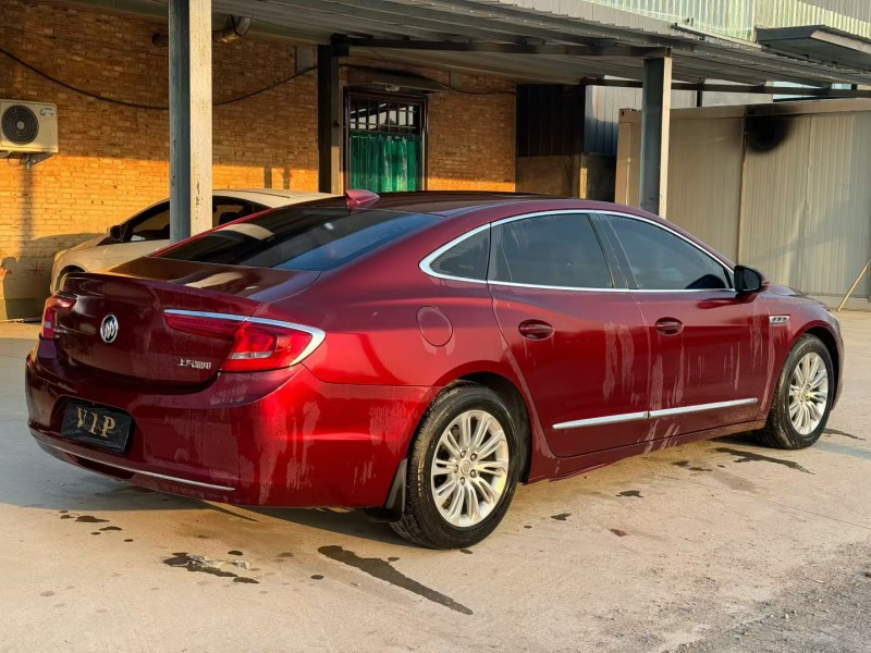 新乡17年别克君越7