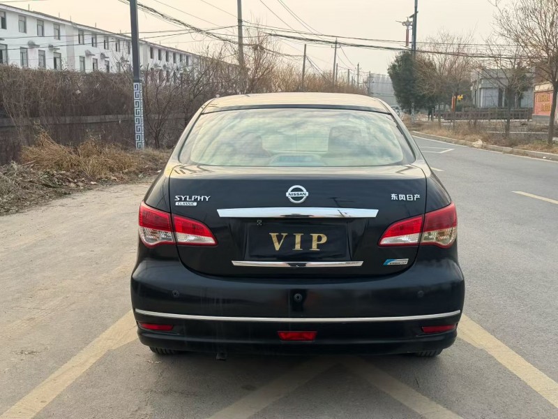 新乡18年日产轩逸9