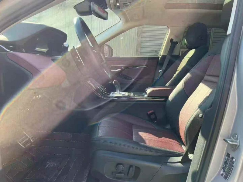 枣庄24年路虎极光5