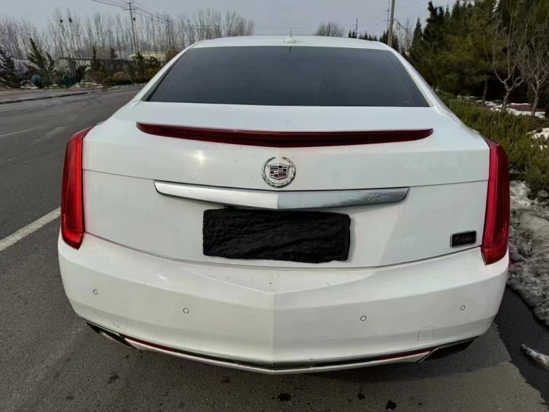 滨州15年凯迪拉克XTS9