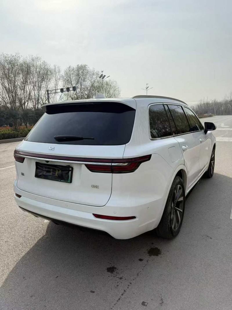 枣庄21年理想理想ONE9