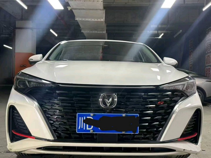 成都23年长安汽车逸动1