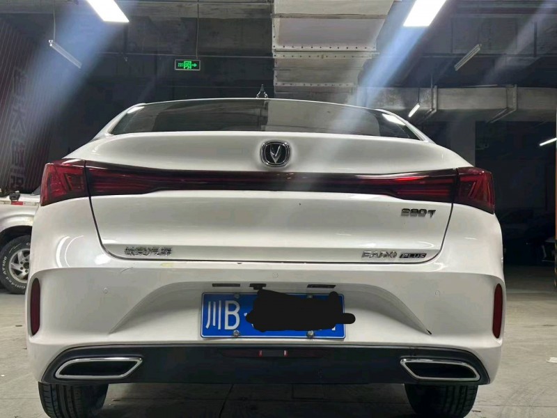 成都23年长安汽车逸动2