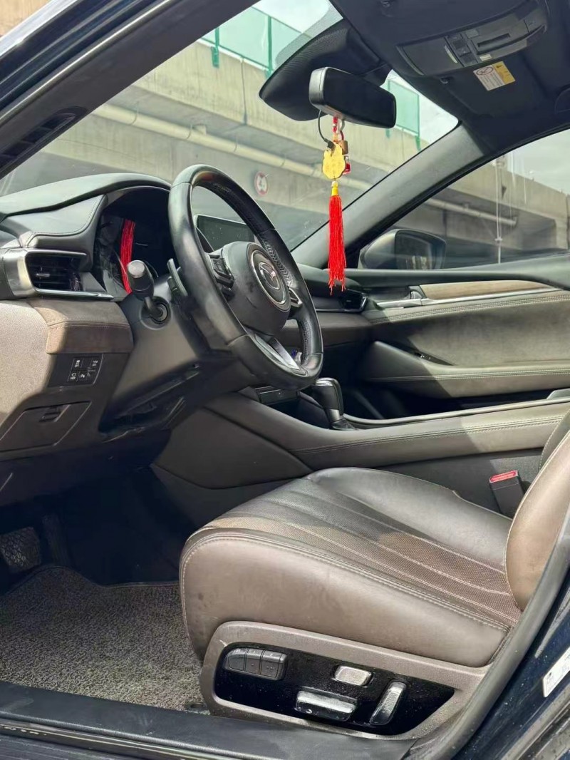 兰州20年马自达阿特兹6