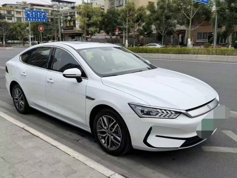 广州25年比亚迪秦3