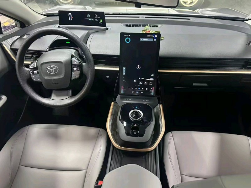 成都25年丰田BZ3Pro3