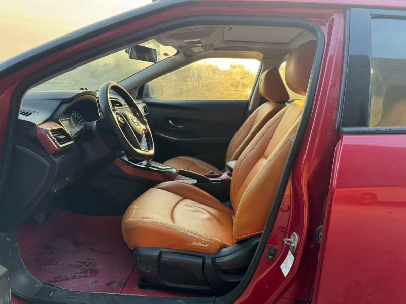 新乡15年日产蓝鸟6