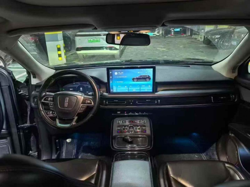 宜昌22年林肯航海家5