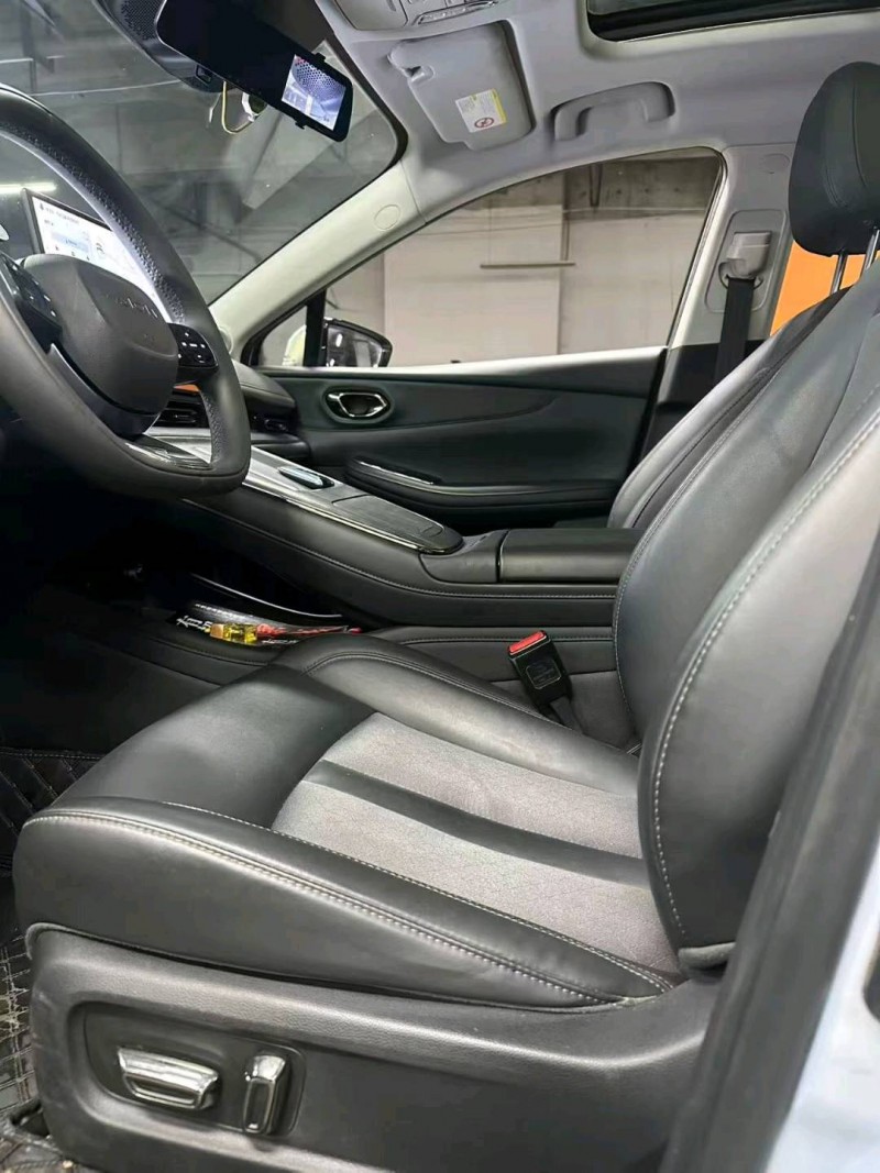 成都24年传祺埃安MAX705