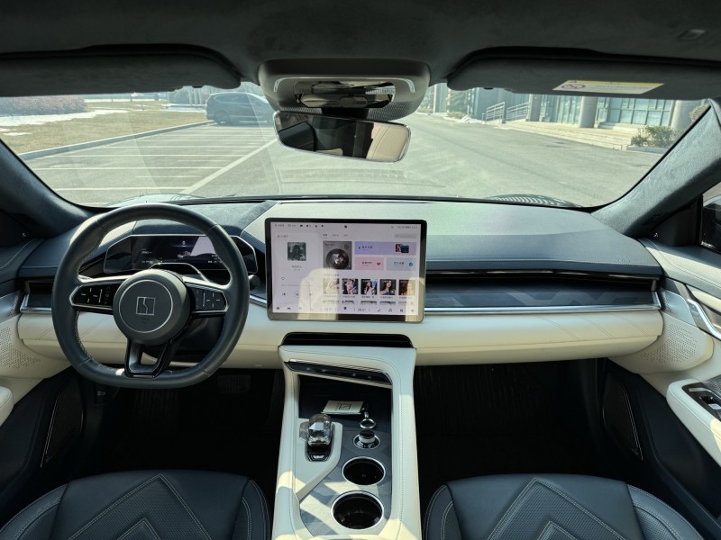 盐城23年极氪汽车0017